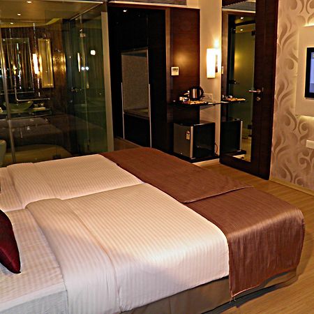 Sentosa Resorts Chinchvad Екстериор снимка