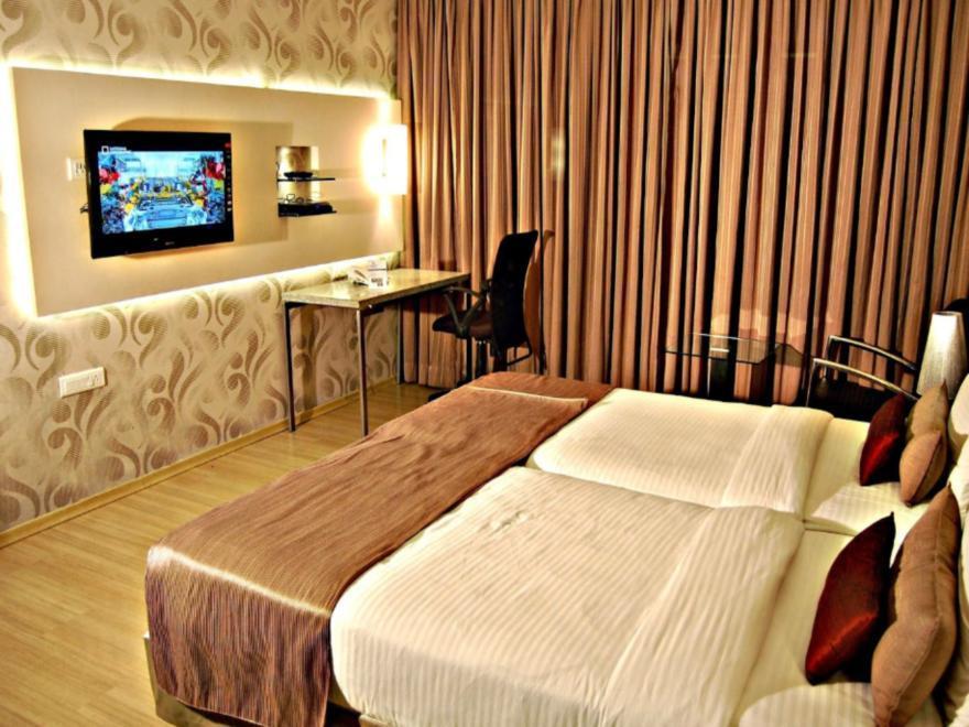 Sentosa Resorts Chinchvad Екстериор снимка